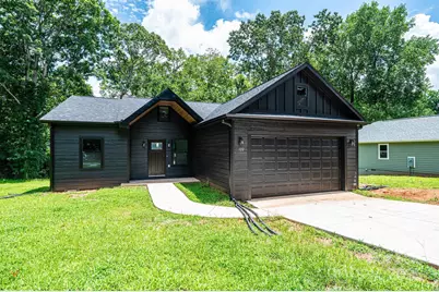 122 39th Avenue Court NW, Hickory, NC 28601 - Photo 1