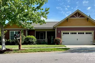 34 Creekside View Dr, Asheville, NC 28804 - Photo 1