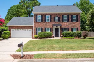 7601 Claiborne Woods Rd, Charlotte, NC 28216 - Photo 1