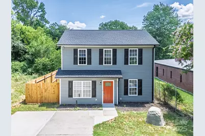 726 Pennsylvania Avenue, Charlotte, NC 28216 - Photo 1