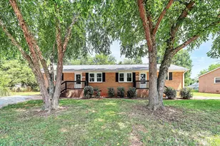 608 Temple St, Kings Mountain, NC 28086 - Photo 1