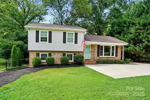 6208 Colchester Pl, Charlotte, NC 28210 - Photo 1