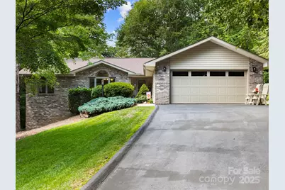 1820 Riverview Court, Hendersonville, NC 28739 - Photo 1