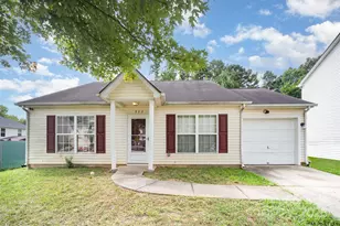 513 Stillgreen Ln, Charlotte, NC 28214 - Photo 1