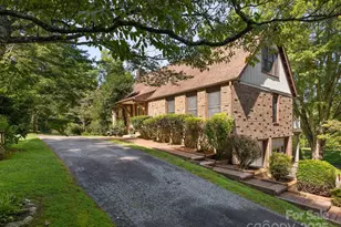 3541 Willow Creek Rd, Hendersonville, NC 28739 - Photo 1