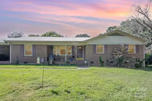 311 Rollingwood Dr, Stanley, NC 28164 - Photo 1