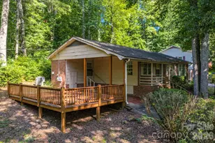 17 Sitar Ln, Saluda, NC 28773 - Photo 1