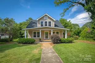 110 Patton St, Morganton, NC 28655 - Photo 1