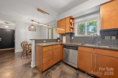 207 N Dotger Avenue #C17, Charlotte, NC 28207 - Photo 1