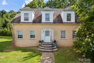 1 Dead End Dr, Flat Rock, NC 28731 - Photo 1