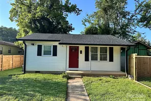 746 Geneva St, Hendersonville, NC 28739 - Photo 1