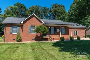 116 Green Meadow Ln, Statesville, NC 28625 - Photo 1