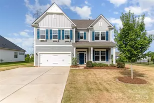 10024 Fox Trotter Ln, Midland, NC 28107 - Photo 1