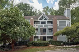 2512 Cranbrook Ln, Charlotte, NC 28207 - Photo 1
