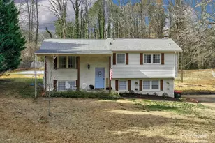 432 Lakeshore Dr, Fort Mill, SC 29715 - Photo 1