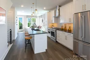 627 W Tremont Ave, Charlotte, NC 28203 - Photo 1