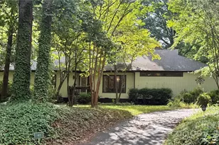 42 Heritage Dr, Lake Wylie, SC 29710 - Photo 1