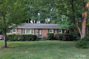 529 Kenlough Dr, Charlotte, NC 28209 - Photo 1