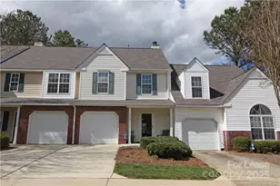 4552 Panther Pl, Charlotte, NC 28269 - Photo 1