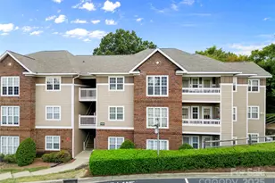9909 Campus Walk Ln, Charlotte, NC 28262 - Photo 1