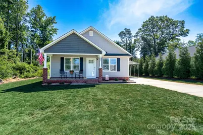 131 Crescent Street, Kannapolis, NC 28081 - Photo 1