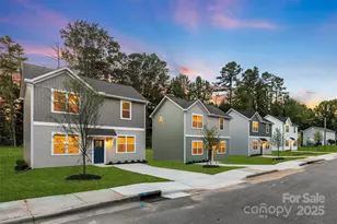 6331 Carver Blvd, Charlotte, NC 28269 - Photo 1