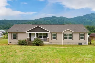 78 Hillcrest Dr, Candler, NC 28715 - Photo 1