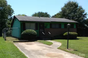 2516 Abelwood Rd, Charlotte, NC 28216 - Photo 1