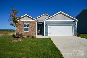 15 Shorthorn Rd, Fletcher, NC 28732 - Photo 1