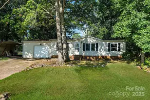 3411 Stony Brook Cir, Newton, NC 28658 - Photo 1