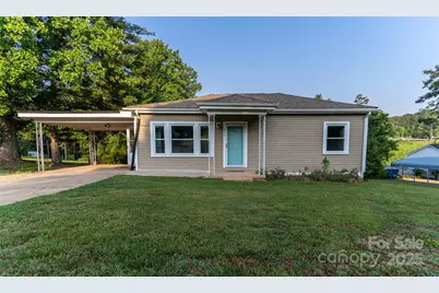 936 39th Street SW, Hickory, NC 28602 - Photo 1