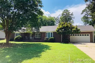 4969 Moonlite Bay Dr, Sherrills Ford, NC 28673 - Photo 1