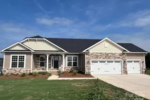 102 Swan Pk Ln, Statesville, NC 28625 - Photo 1