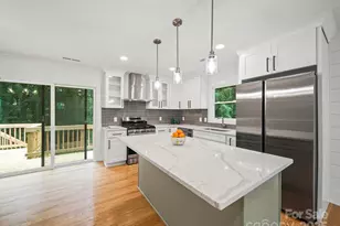 7115 Brynhurst Dr, Charlotte, NC 28210 - Photo 1