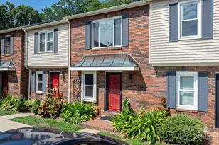 2705 N Center St, Hickory, NC 28601 - Photo 1