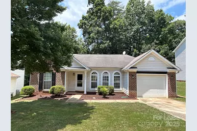 7513 Grabill Drive, Charlotte, NC 28269 - Photo 1