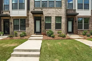 952 Broad River Ln, Charlotte, NC 28211 - Photo 1