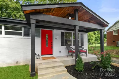 1016 Bramble Place, Charlotte, NC 28208 - Photo 1