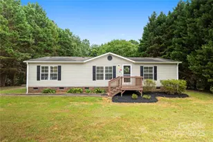 142 Jordan Crest Ln, Stony Point, NC 28678 - Photo 1