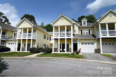 1384 21st Avenue NE, Hickory, NC 28601 - Photo 1