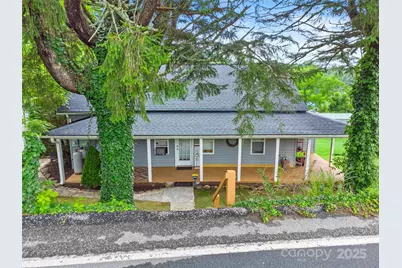 598 Summit Avenue, Spruce Pine, NC 28777 - Photo 1