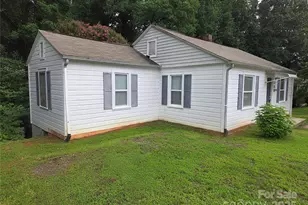 315 Spruce St SW, Lenoir, NC 28645 - Photo 1