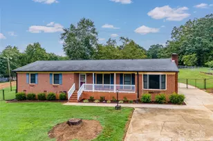 5527 Dallas High Shoals Hwy, Dallas, NC 28034 - Photo 1