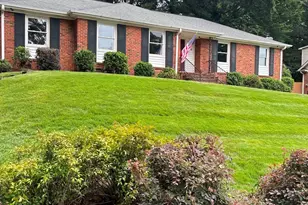 6918 Woodstock Dr, Charlotte, NC 28210 - Photo 1