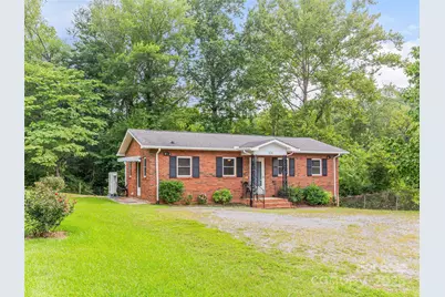 114 Marion Avenue, Swannanoa, NC 28778 - Photo 1