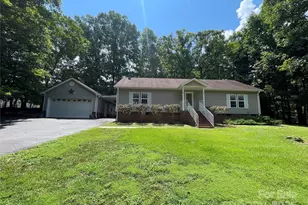 136 Lantern Ct, Mount Gilead, NC 27371 - Photo 1