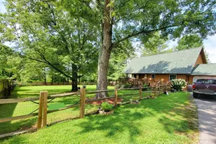 425 Bird Haven Rd, Hendersonville, NC 28792 - Photo 1