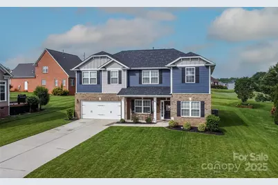 137 Tenth Green Court, Statesville, NC 28677 - Photo 1