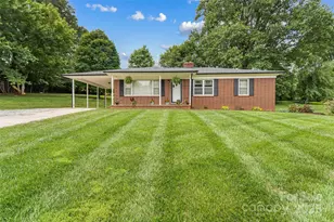 2777 Pax Hill Rd, Morganton, NC 28655 - Photo 1