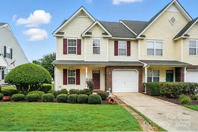 2266 Hanover Court, Fort Mill, SC 29707 - Photo 1